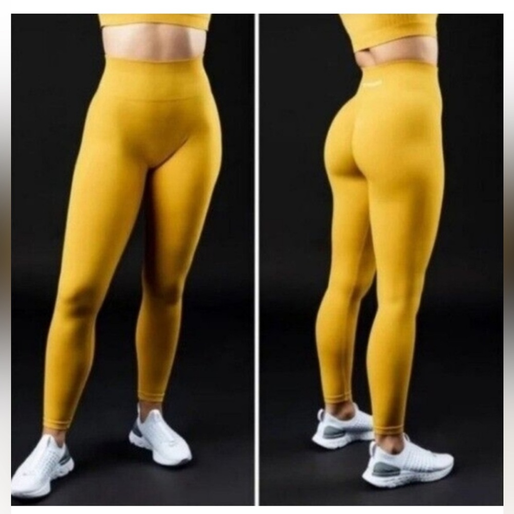 Alphalete High-Waisted Mustard Yellow Leggings